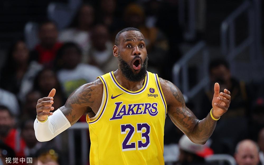 她也积极参 她也积极参