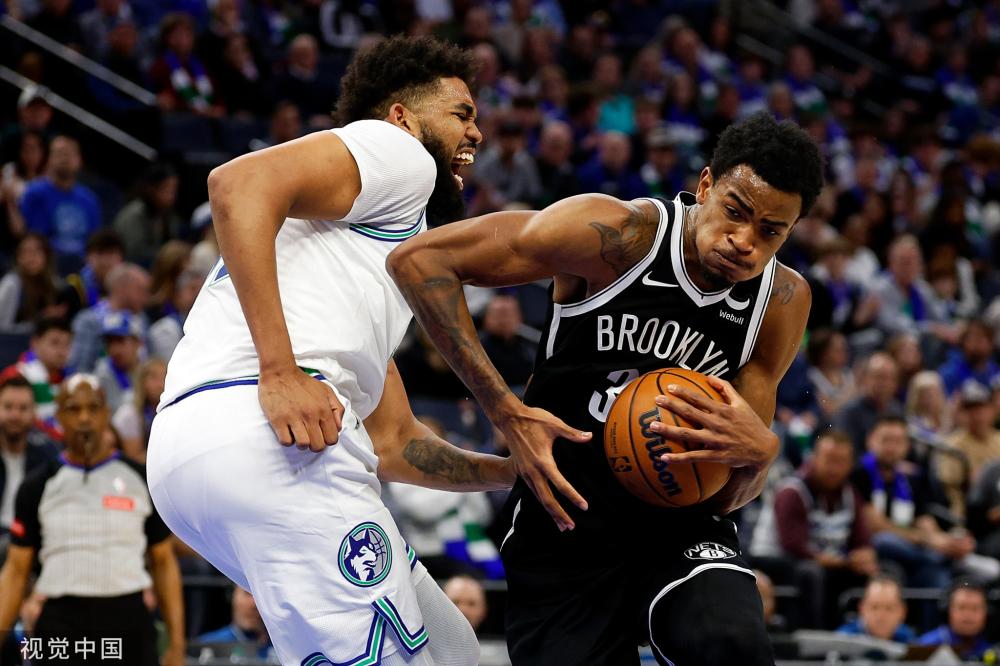 在这次亮相 在这次亮相