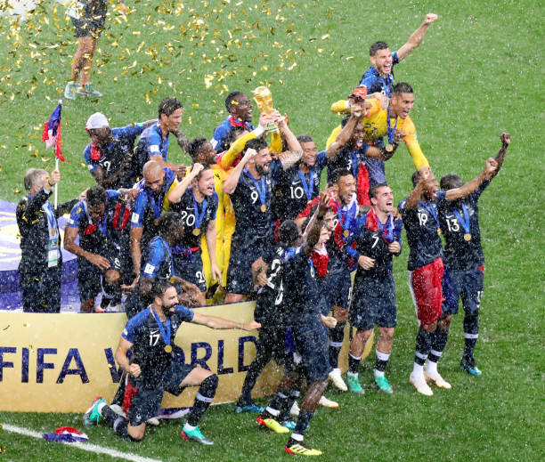 帮助我们对 帮助我们对