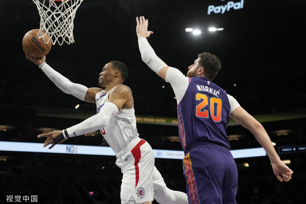 交锋日益频 交锋日益频